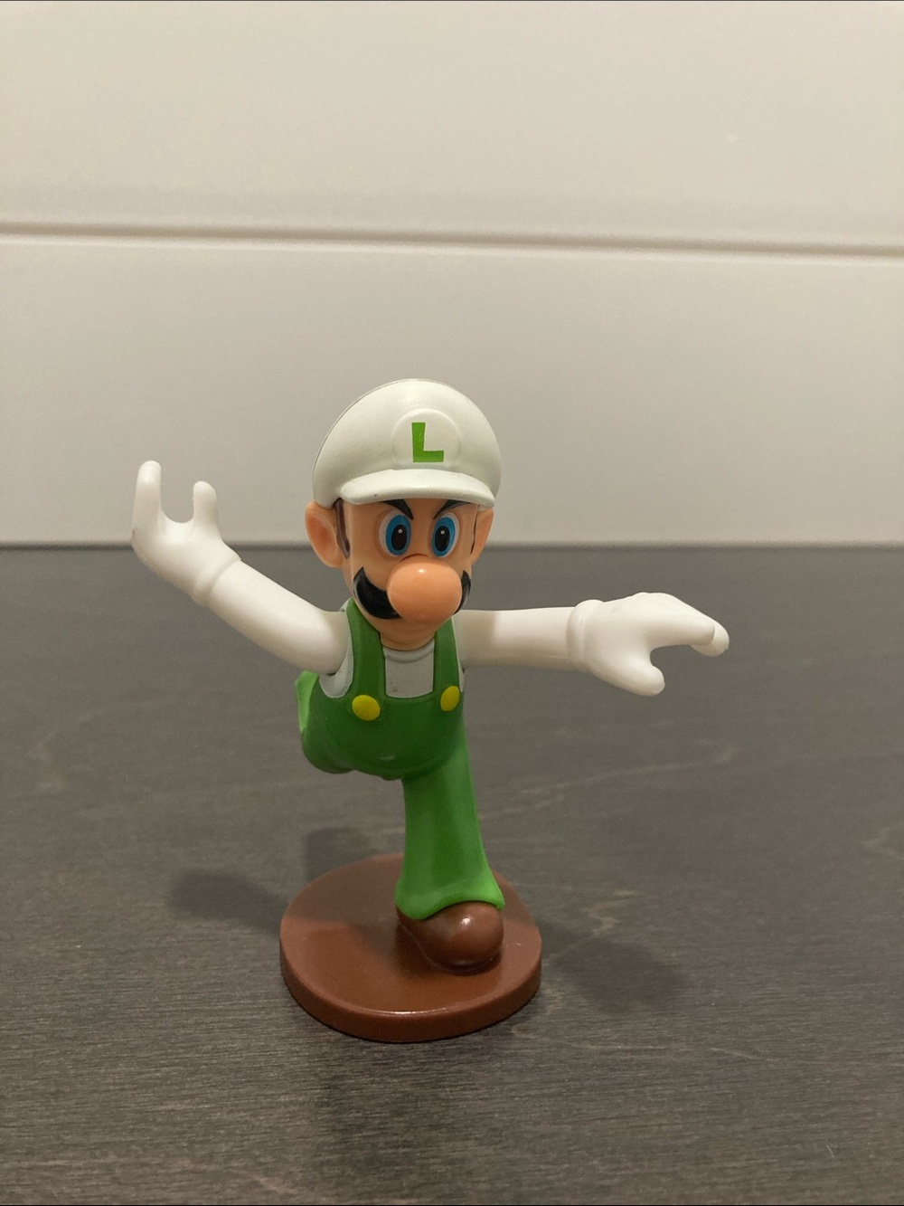 2018 McDonald's Happy Meal Super Mario Bros Fire Luigi Figure Toy 3.5"-GUC